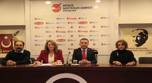 Antalyada 27 STK dizilerdeki kadın şiddetine “hayır” dedi