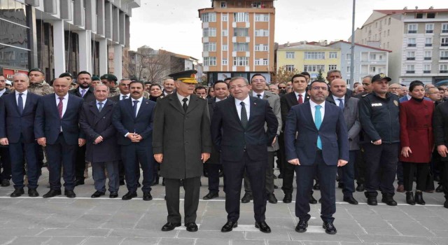 Atatürk ölümünün 85. yıldönümünde Karsta anıldı