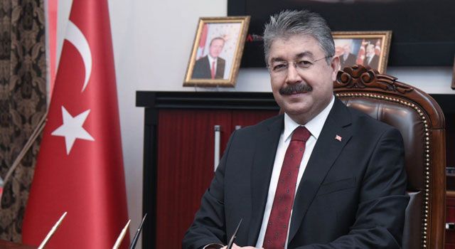 “Atatürk’ün Fikirlerini Işığında Türkiye’yi Daha İleri Seviyelere Getirmeliyiz”