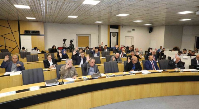 Başkan Zeybek: “Su ücretlerine Maliyetimizin altında olmasına rağmen mecburen zam yapıyoruz”