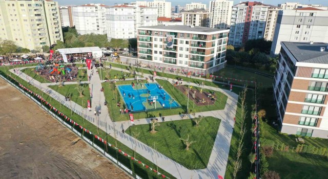 Beylikdüzünde vatandaşın talebi üzerine 47 saatte tamamlanan park, Guiness rekorlar kitabına girmeyi hedefliyor