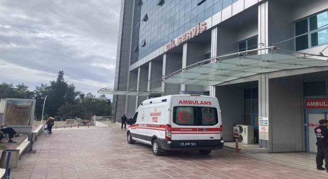 Burdurda tadilat yaparken çatıdan düşen işçi hayatını kaybetti