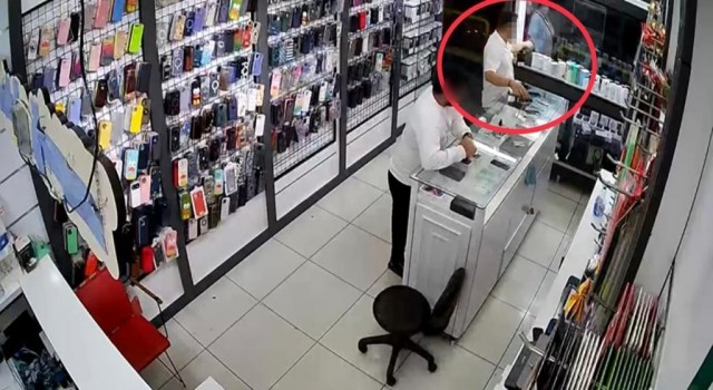 Cep telefonun çalınma anı kamerada