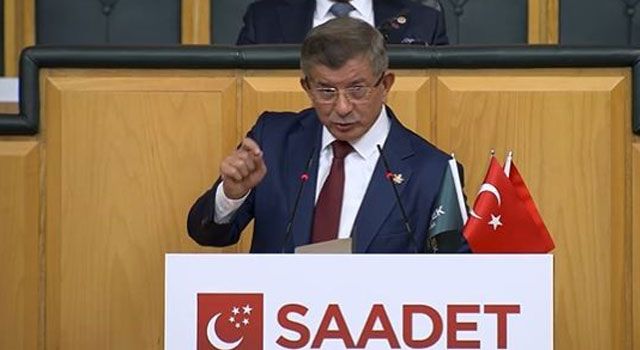 Davutoğlu: “Muhalefet Hamas ile İsrail'i bir tutuyor”