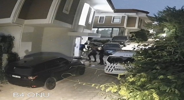 Dilan ve Engin Polat çiftinin villalarında komşusuyla yaşadığı park kavgasının görüntüleri ortaya çıktı