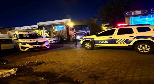 Diyarbakırda arkadaşlar arasındaki şakalaşma kanlı bitti: 1 yaralı