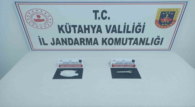 Domaniçte durdurulan şüpheli araçta uyuşturucu ele geçirildi