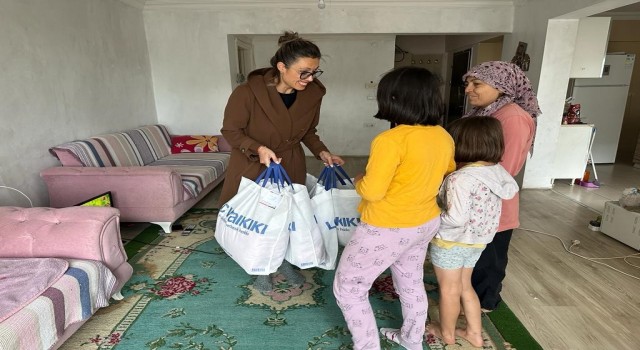 Dünya Çocuk Hakları Gününde anlamlı yardım