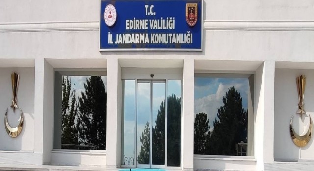 Edirnede bir haftada 327 göçmen ve 8 organizatör yakalandı