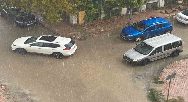 Elazığda sağanak etkili oldu