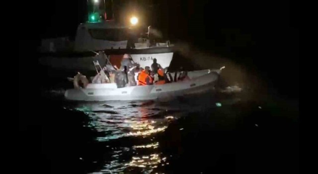 Fethiyede 1 göçmen kaçakçısı ve 19 düzensiz göçmen yakalandı