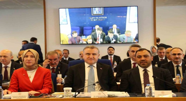Gençlik ve Spor Bakanı Osman Aşkın Bak: Bakımların yapılmadığı, ihmal edildiği bilgisinin asılsız olduğunu ifade etmek isterim