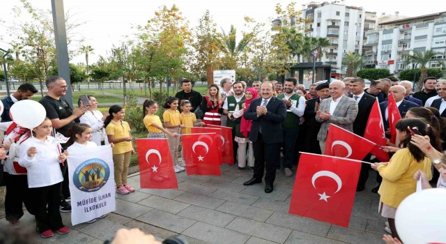 Gültak: Kızılayımız dünyanın dört bir yanında yardıma koşuyor