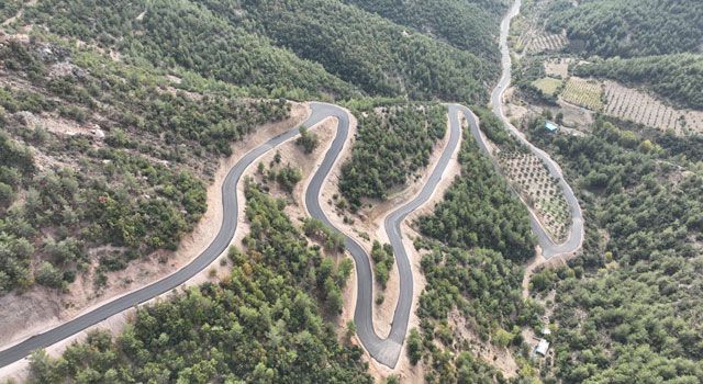 Hatay Büyükşehir Belediyesi, Hassa'da Çardak Yaylası'nı asfaltladı