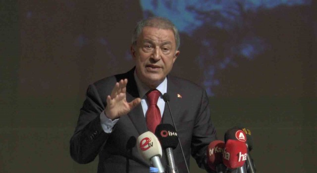 Hulusi Akar: “Filistinde yaşanan savaş değil, soykırımdır”