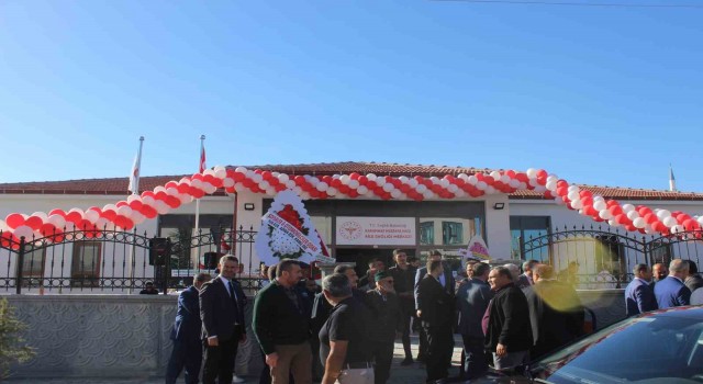 Karapınarda Mustafa İvriz Aile Sağlığı Merkezinin açılışı yapıldı