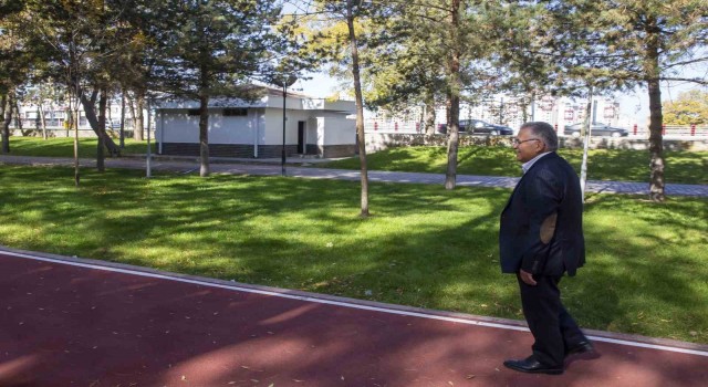 Kayseri Büyükşehir, fen işleri ile 5 yılda Kayseride dokunmadık alan bırakmadı