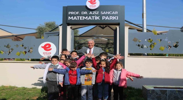 Matematik parkı ziyaretçi akınına uğruyor