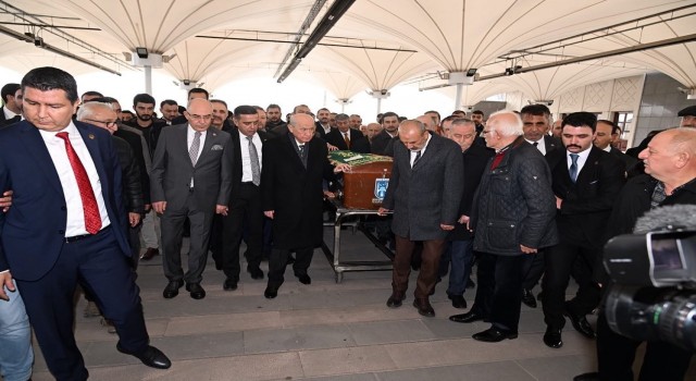 MHP Lideri Bahçeli, eski Sincan İlçe Başkanı Sabri Canın cenaze törenine katıldı