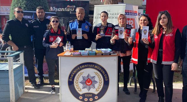 Osmaniye Emniyeti Kitap Fuarında Vatandaşlarla Buluştu