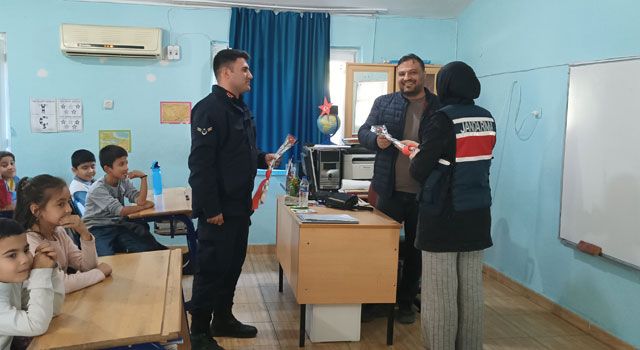 Osmaniye Jandarması, Öğretmenler Günü’nü Kutladı