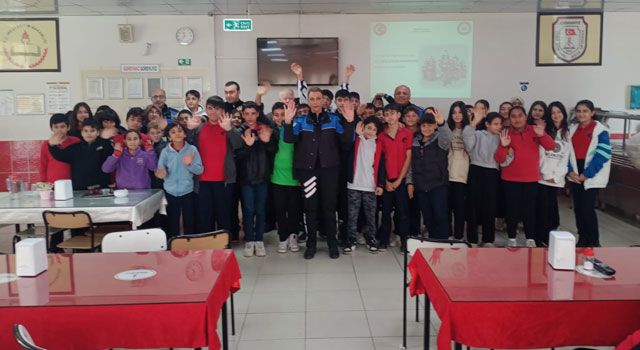 Osmaniye'de Öğrencilere Güvenli Eğitim