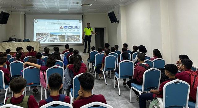 Osmaniye'de öğrencilere trafik eğitimi