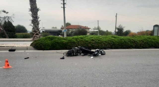 Otomobil ile motosiklet çarpıştı: 1 yaralı