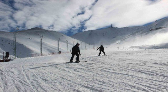 Palandökende kayak sezonu açıldı