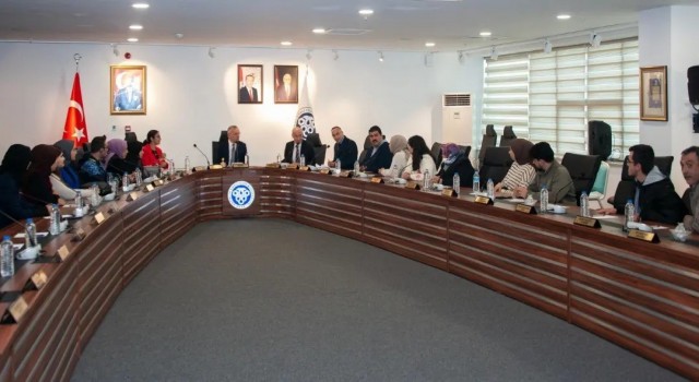 Rektör Levent, Engelli Öğrenci Birimi Komisyonu ve öğrenciler ile bir araya geldi