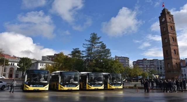 Siirt Belediyesi mevcut araç filosunu genişletti