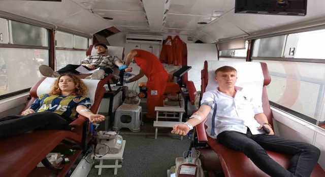 Şuhutta kan bağışına yoğun ilgi