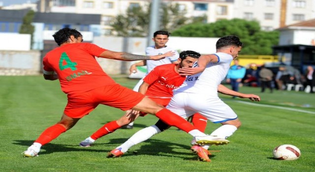 TFF 2. Lig: Karacabey Belediyespor: 1 - Diyarbekirspor: 1