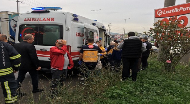 Tır belediye otobüsüne çarptı : 9 yaralı