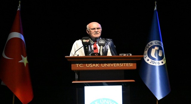 Uşak Üniversitesi 2023-2024 Akademik Yılı törenle başladı