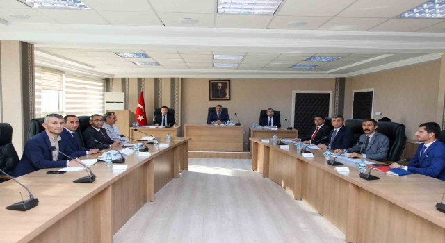 Vali Çelik: Eğitim bir toplumun geleceğini şekillendirir