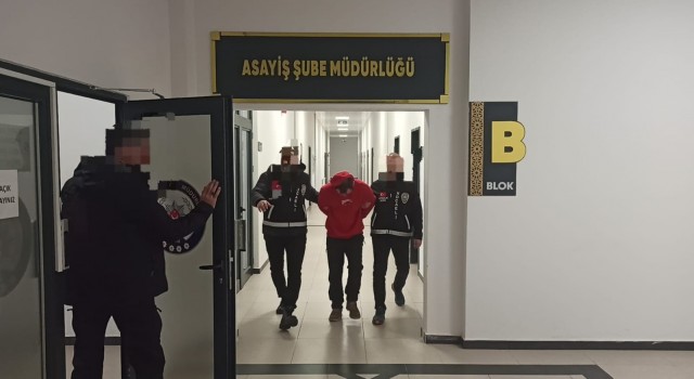 41 bin TL ve tabanca çaldı, Eskişehirde yakalandı