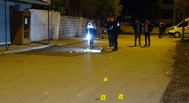 Adana’da silahlı saldırıya uğrayan baba ağır yaralandı, oğlu öldü