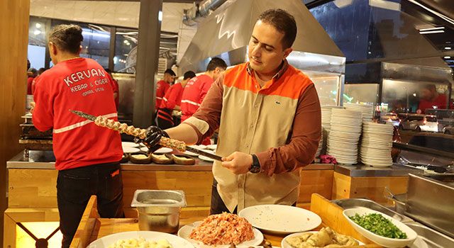 Adana’da yılbaşı akşamına özel ”hindi kebabı” satılacak