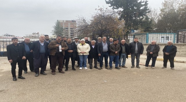 Adıyaman'da vatandaşlar elektrik faturalarına tepki gösterdi