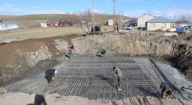 Ağrıda köy yolları ve eğitim yatırımları tamamlandı