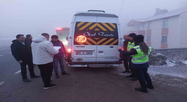 Ağrıda servis araçlarına sıkı denetim