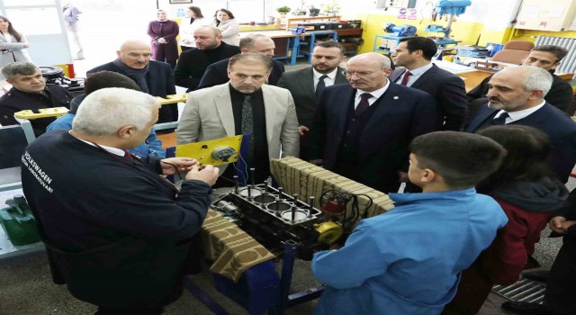 ATO Başkanı Baran ve Bakan Yardımcısı Şamlıoğlundan meslek lisesi ziyareti