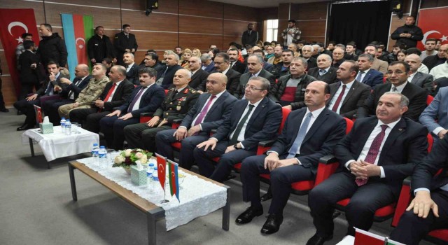 Azerbaycanın merhum Cumhurbaşkanı Aliyev Karsta anıldı