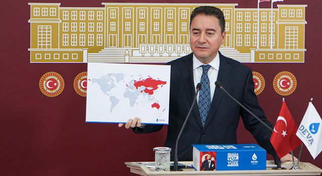 Babacan: Siyaset, hamaset yarışına döndü