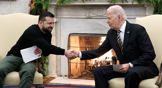 Biden ve Zelenskiy, Beyaz Sarayda bir araya geldi