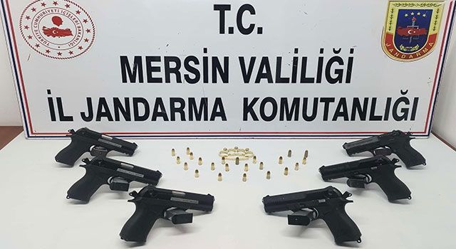 Bir kişi, Mersin'de silah kaçakçılığı suçlamasıyla gözaltına alındı.