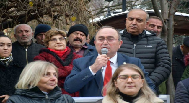 CHPli Artvin Belediye Başkanı Elçin aday adaylığı sürecini durdurduğunu açıkladı