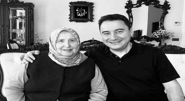 DEVA Partisi lideri Ali Babacan'ın annesi vefat etti