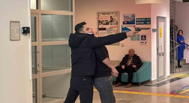 Diş Hastanende rehine kurtarma tatbikatı gerçeğini aratmadı